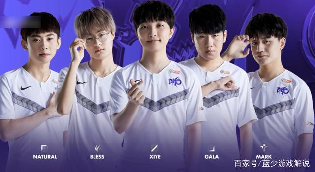 毫不犹豫地 毫不犹豫地